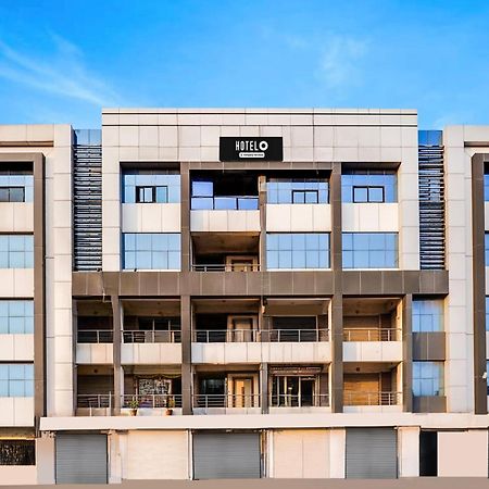 Hotel O Vanya Palace Ahmedabad Eksteriør billede