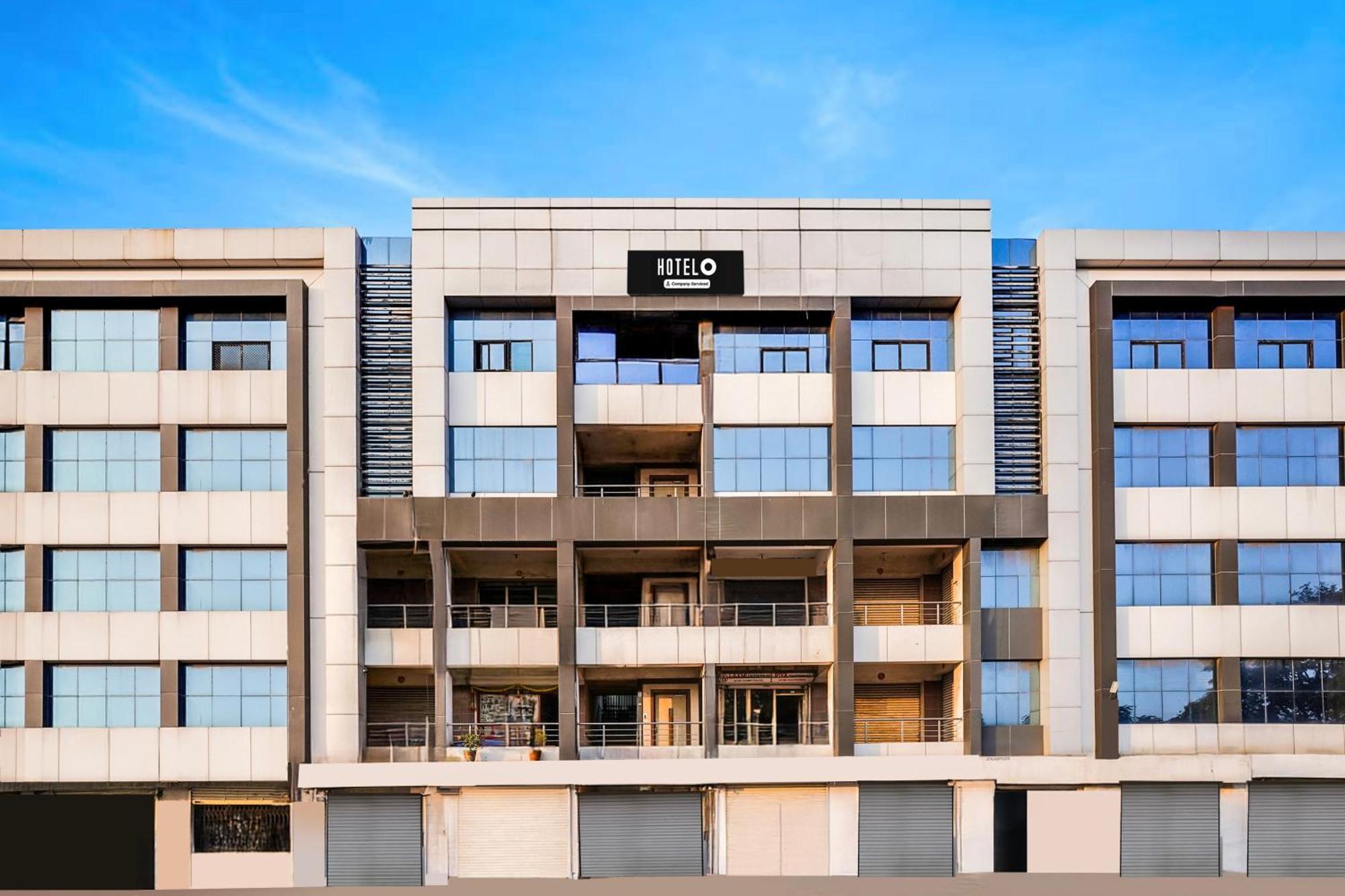 Hotel O Vanya Palace Ahmedabad Eksteriør billede
